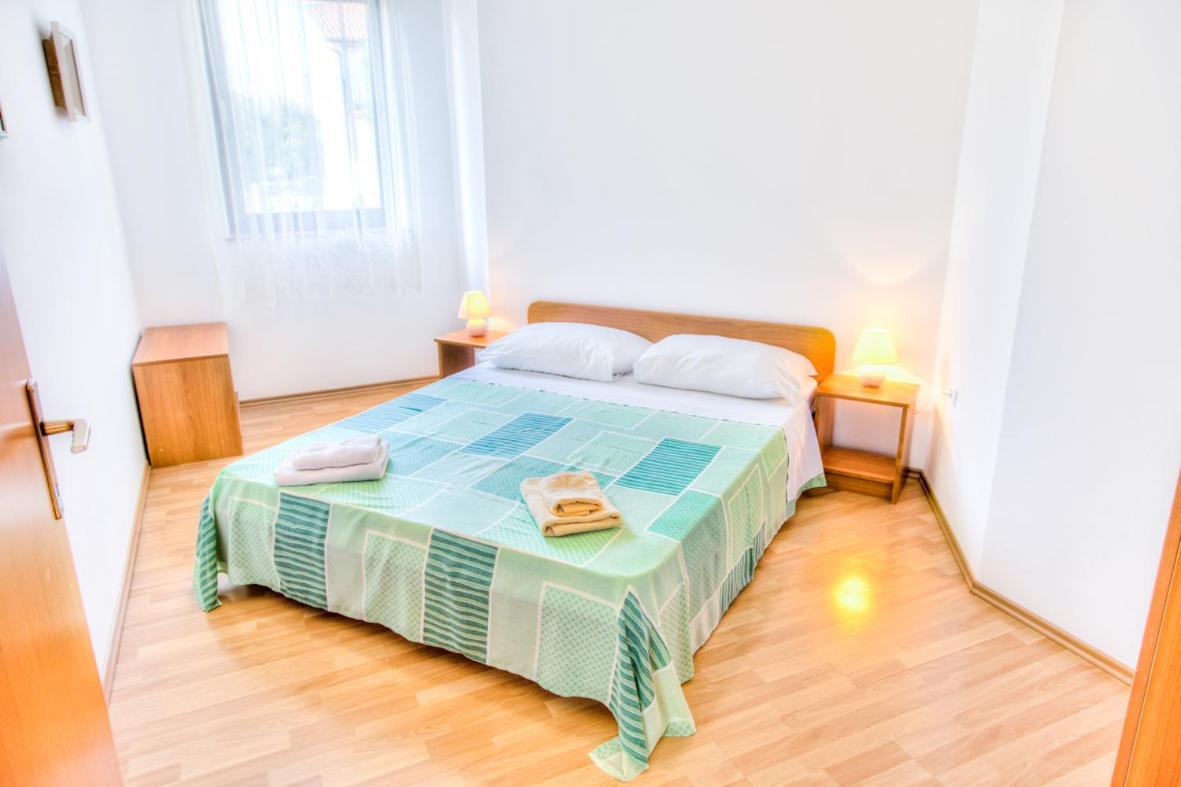 Apartment Josip 2011 Fažana Extérieur photo